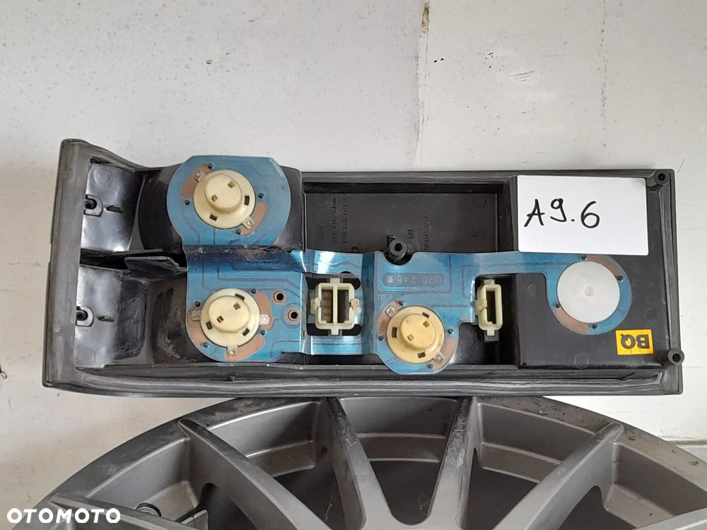 Lampa prawy tył Opel Senator A SWF 90045094 - 3