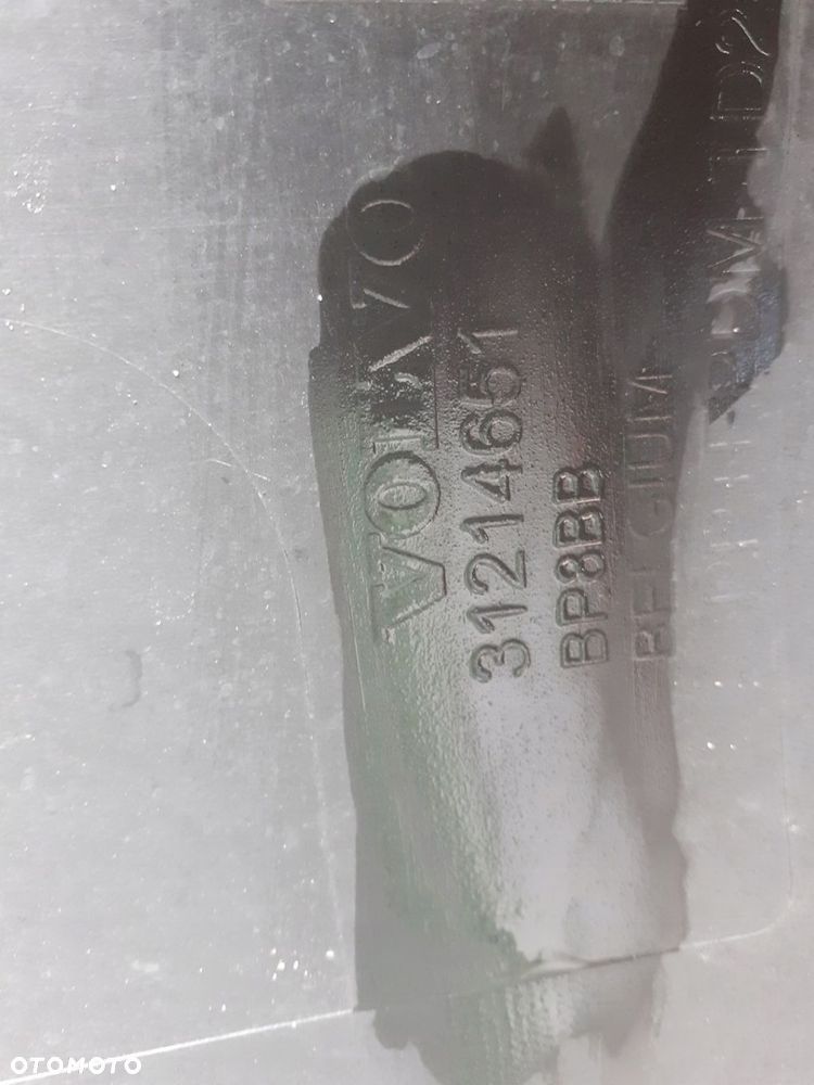 Zderzak tylny Volvo C30 09-13r. 31214651.R-Design. - 6