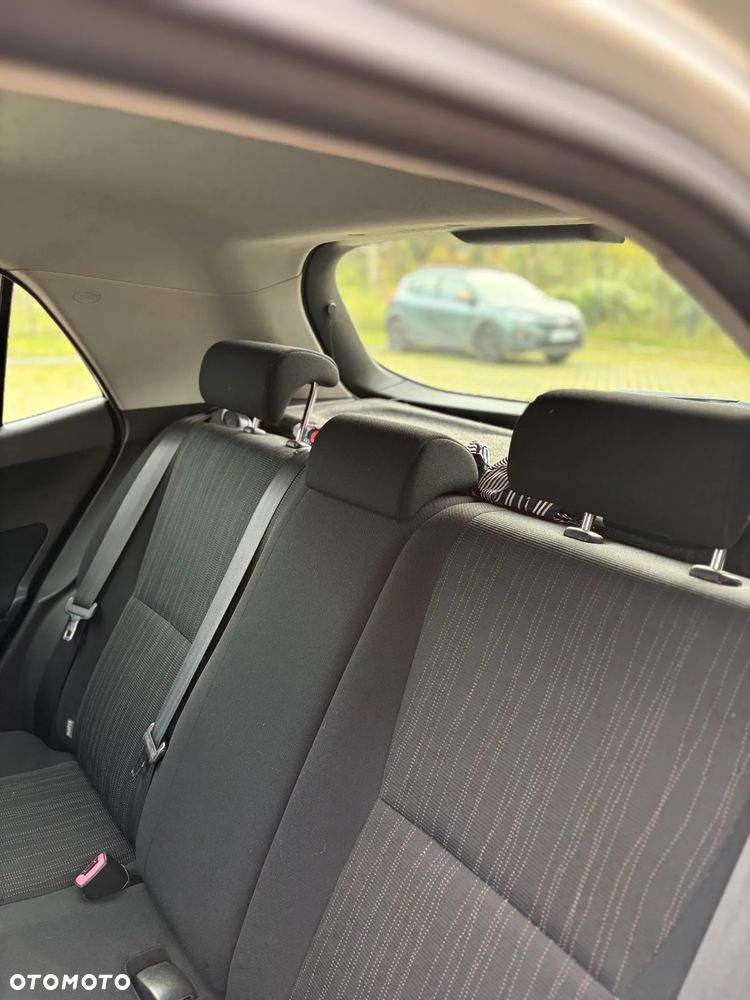 Toyota Auris - 27