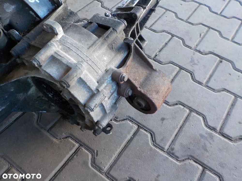 VW T4 90-95 1.9 TD 2.4D SKRZYNIA BIEGÓW CRL - 6