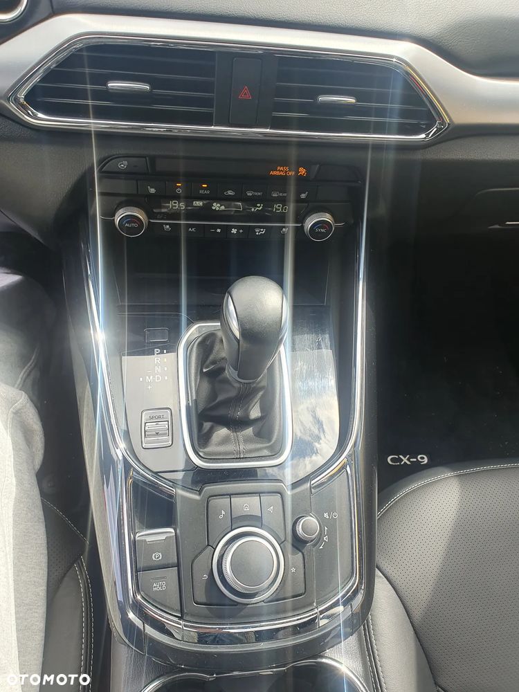 Mazda CX-9 - 14