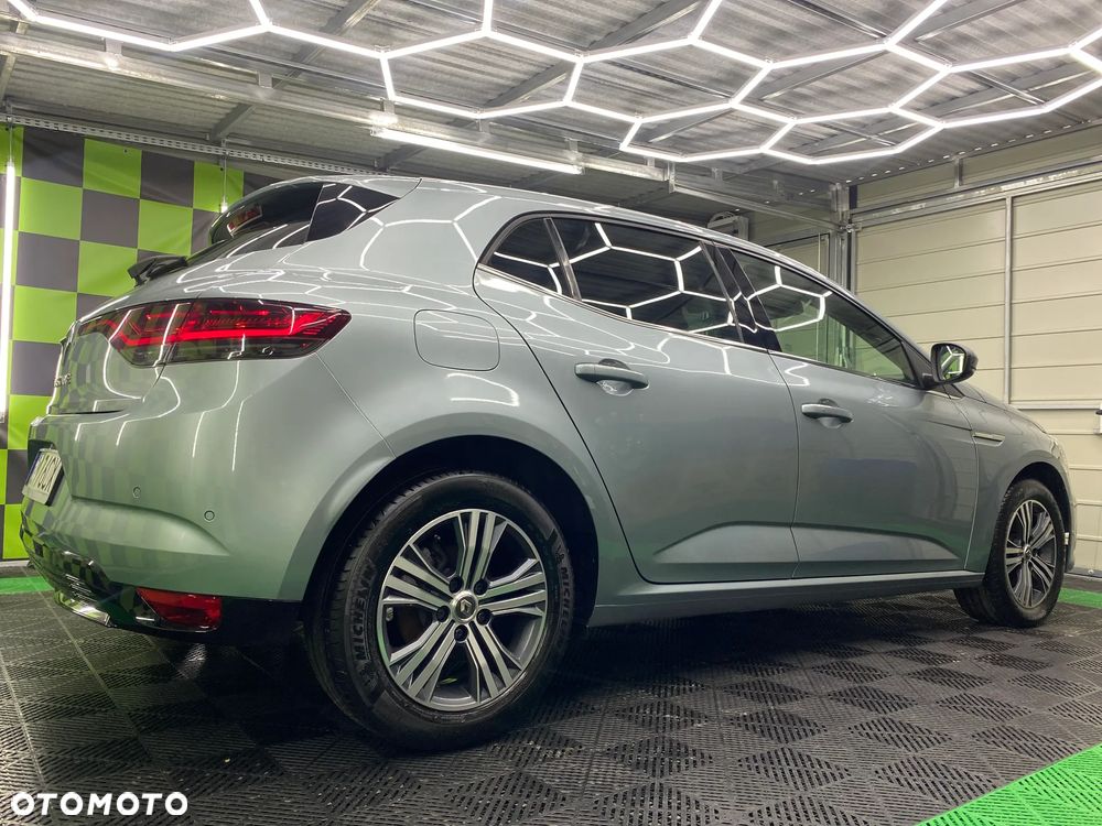Renault Megane TCe 140 GPF EDC INTENS - 3