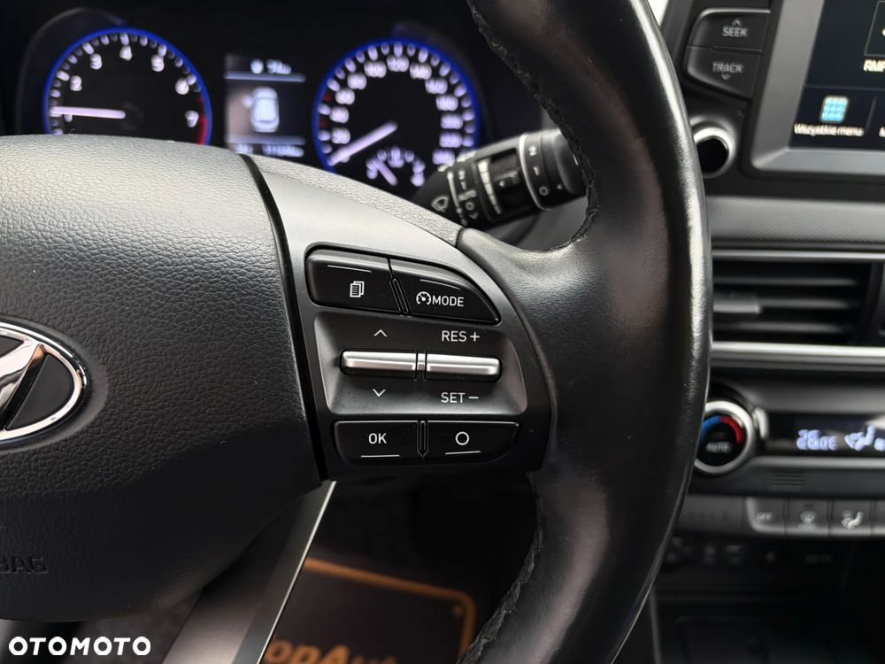 Hyundai Kona - 24