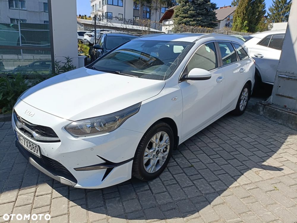 Kia Ceed 1.5 T-GDI M - 2