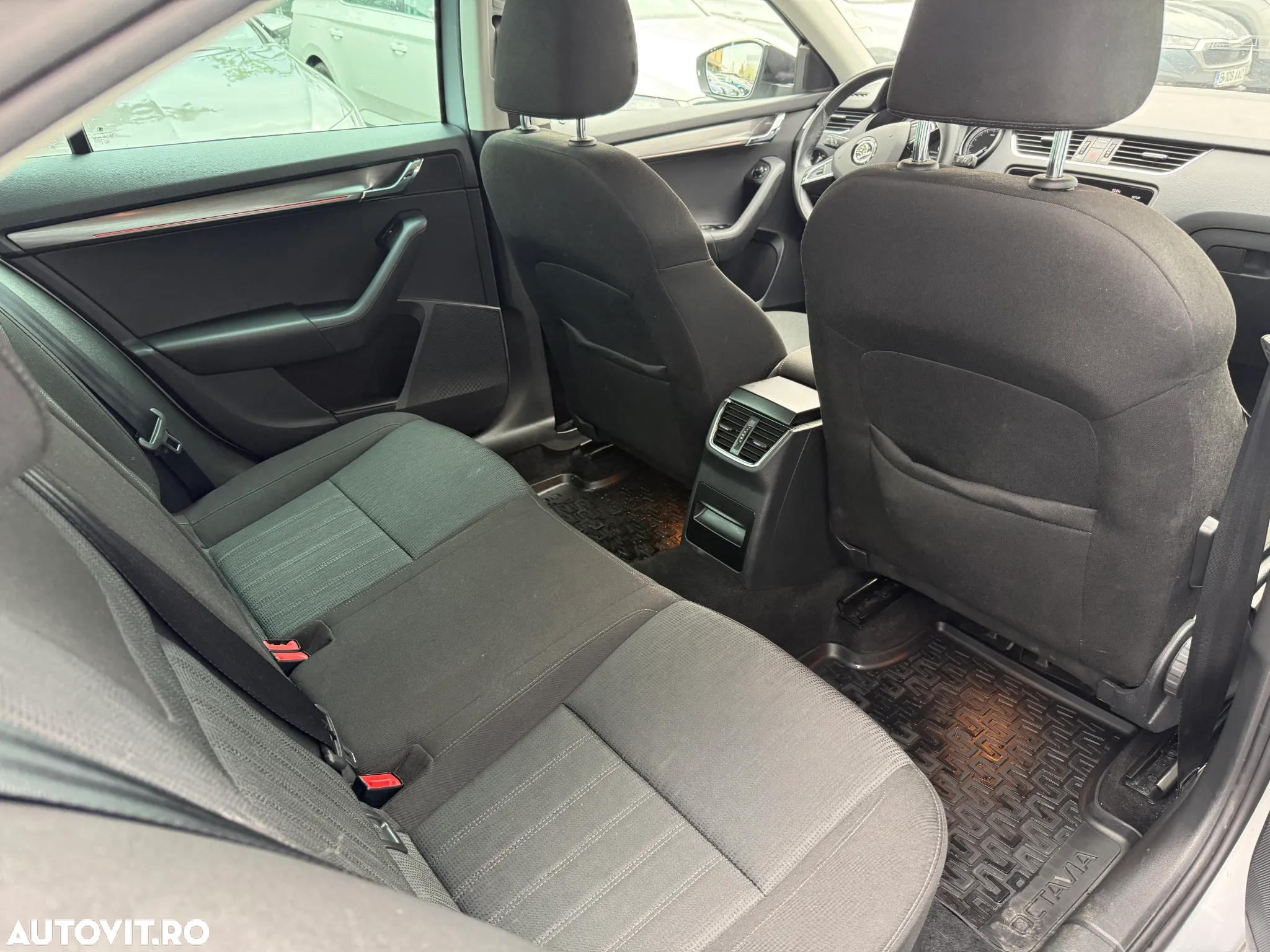 Skoda Octavia - 10
