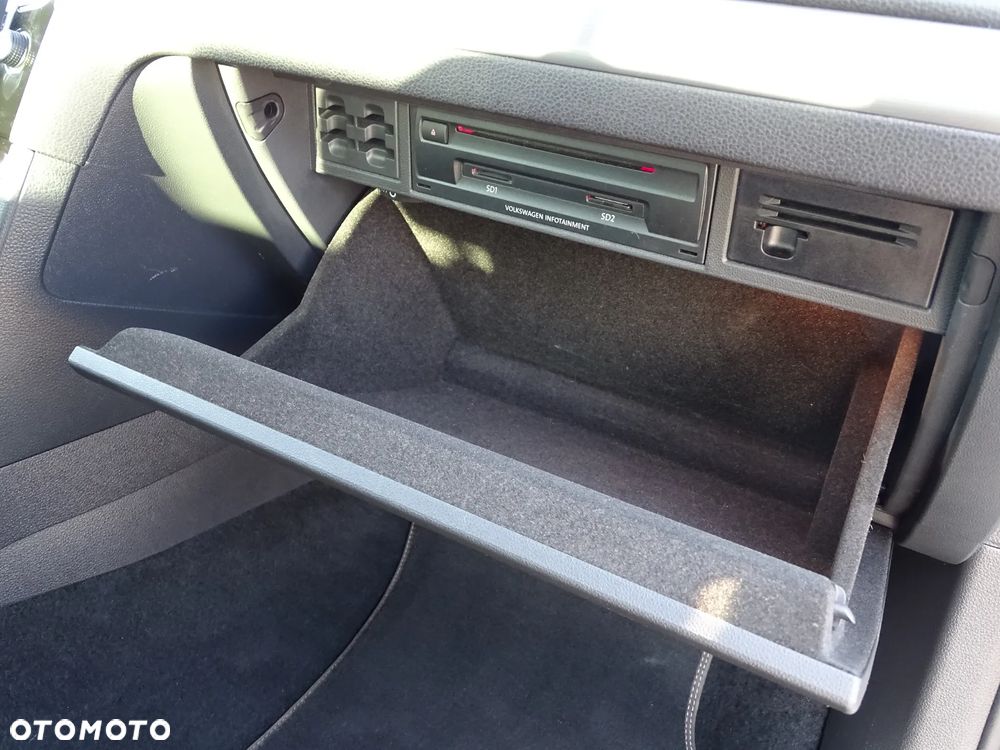 Volkswagen Golf 1.4 TSI (BlueMotion Technology) DSG Highline - 21