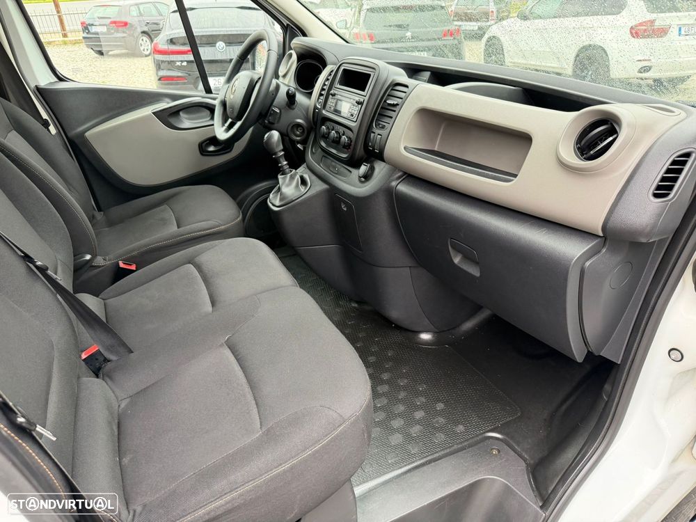 Renault Trafic 1.6 dCi L2H1 1.2T - 8