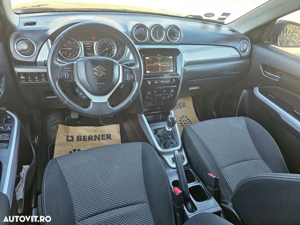 Suzuki Vitara 1.6 DDIS (4x4) Allgrip Comfort+ - 38