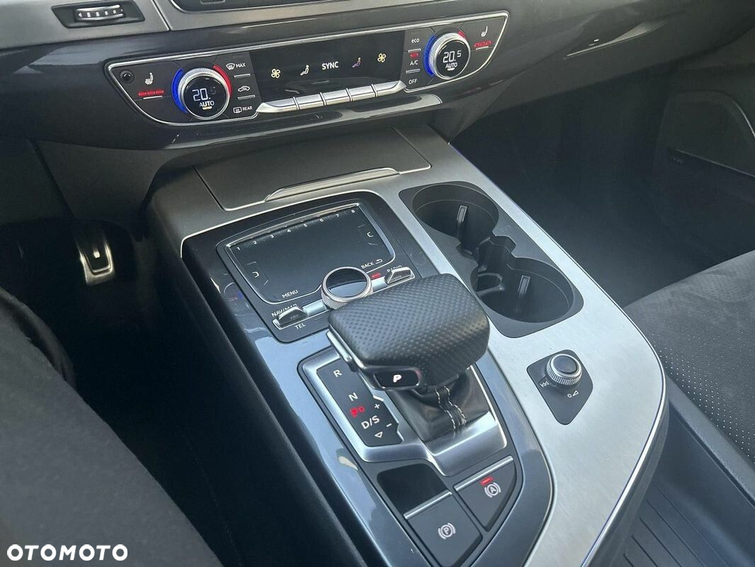 Audi Q7 3.0 TDI Quattro Tiptronic - 17