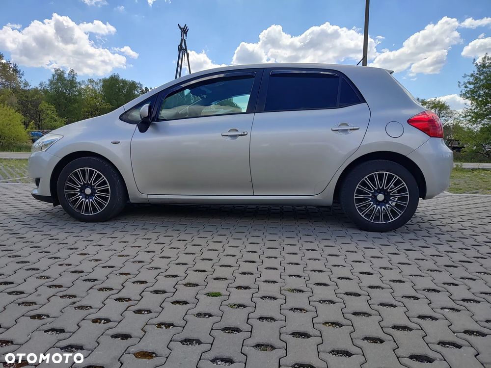 Toyota Auris 1.33 VVT-i Premium - 3