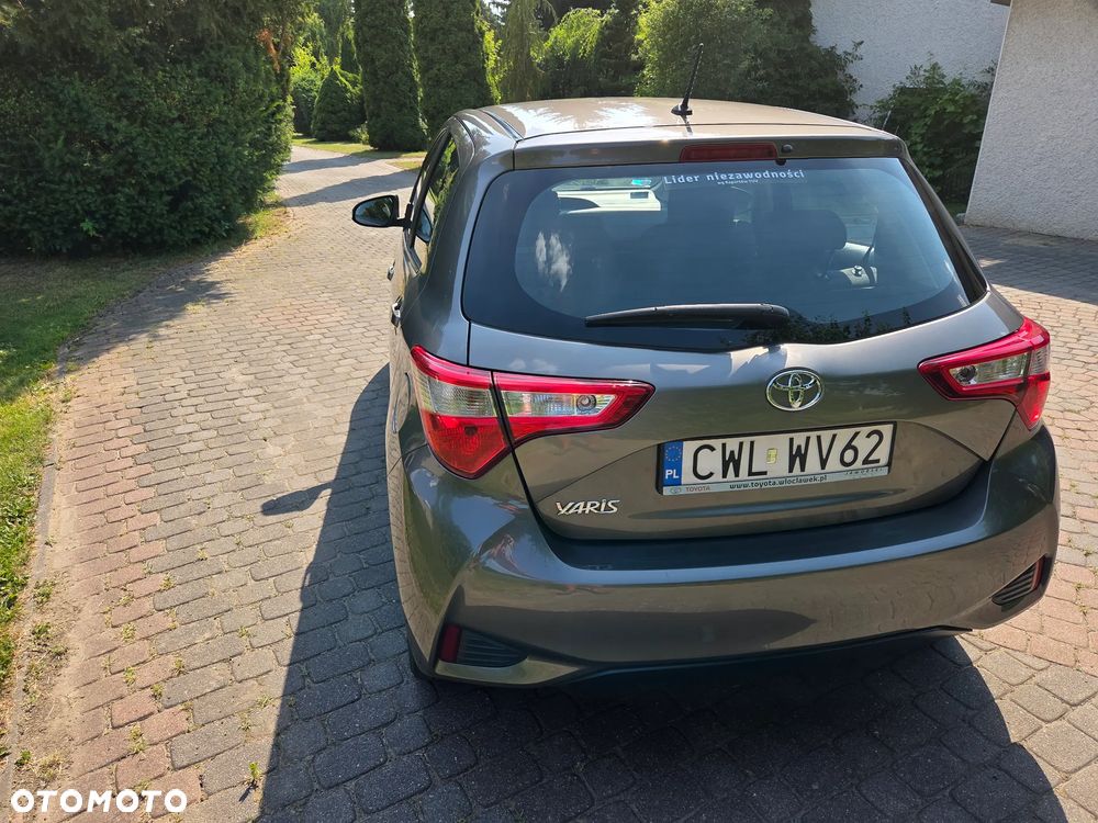 Toyota Yaris 1.5 Active - 13