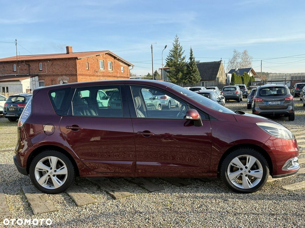 Renault Scenic - 36