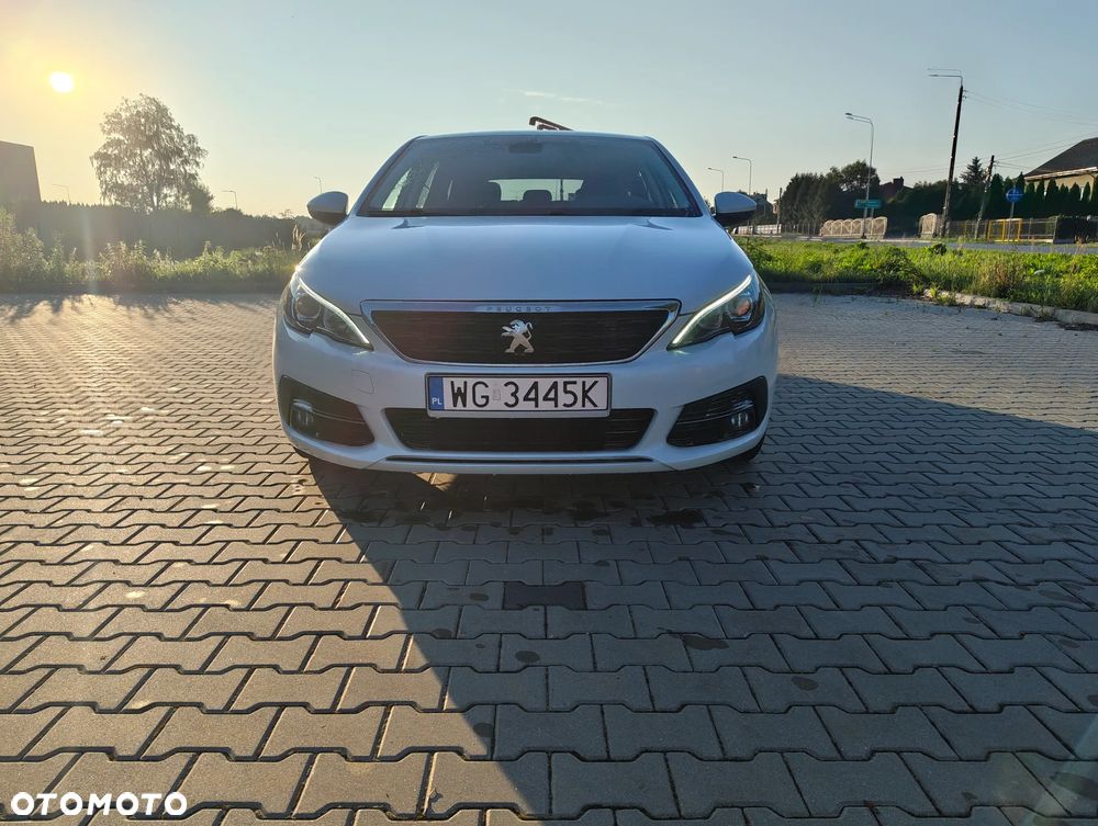 Peugeot 308 BlueHDi 130 EAT8 Stop & Start Allure - 6
