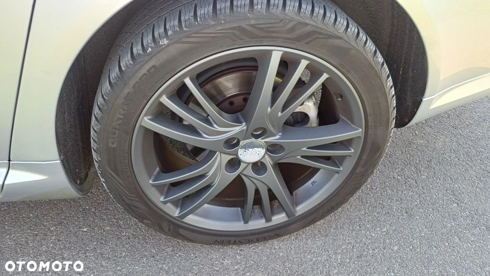 Audi A8 - 10