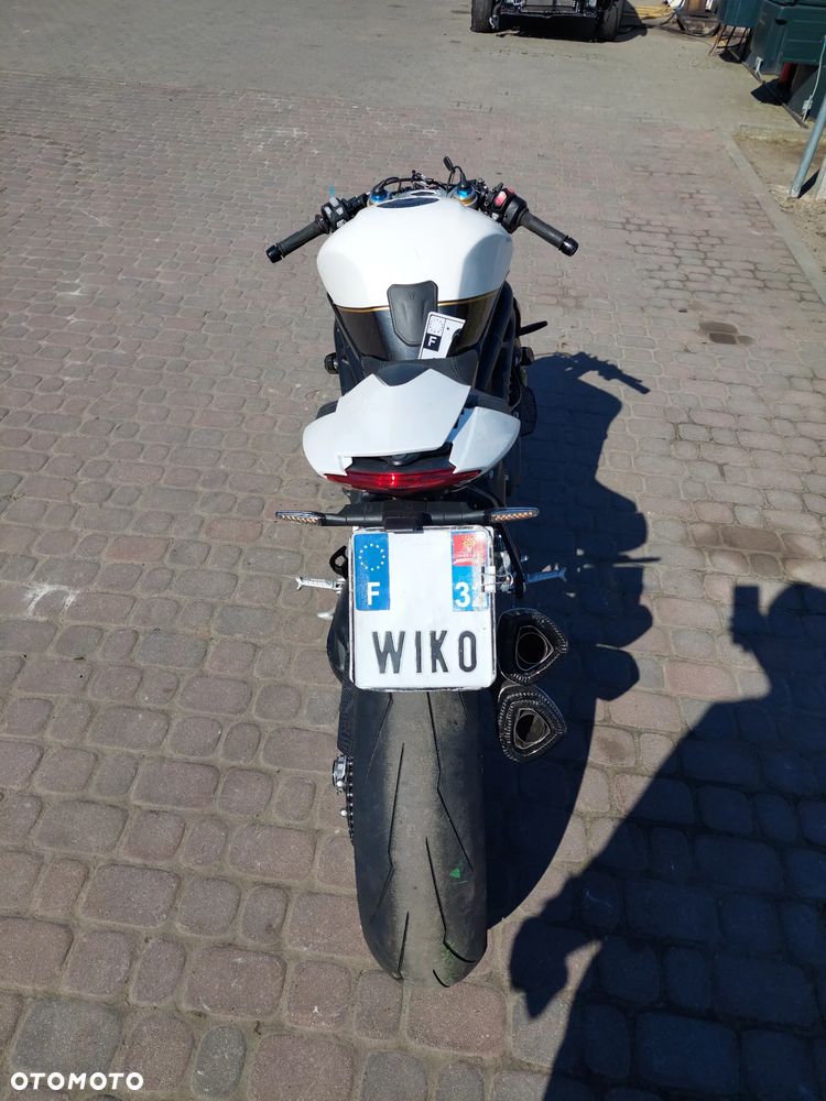 Triumph Speed Triple - 4