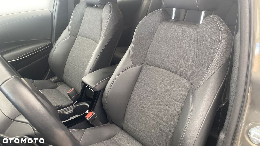 Toyota Corolla 2.0 Hybrid Comfort - 11