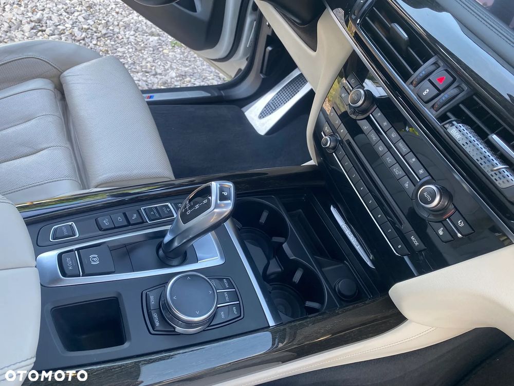 BMW X5 xDrive40e - 22