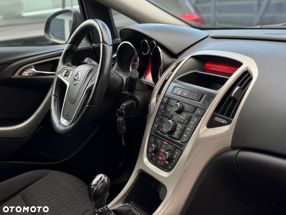 Opel Astra 1.4 Turbo - 22