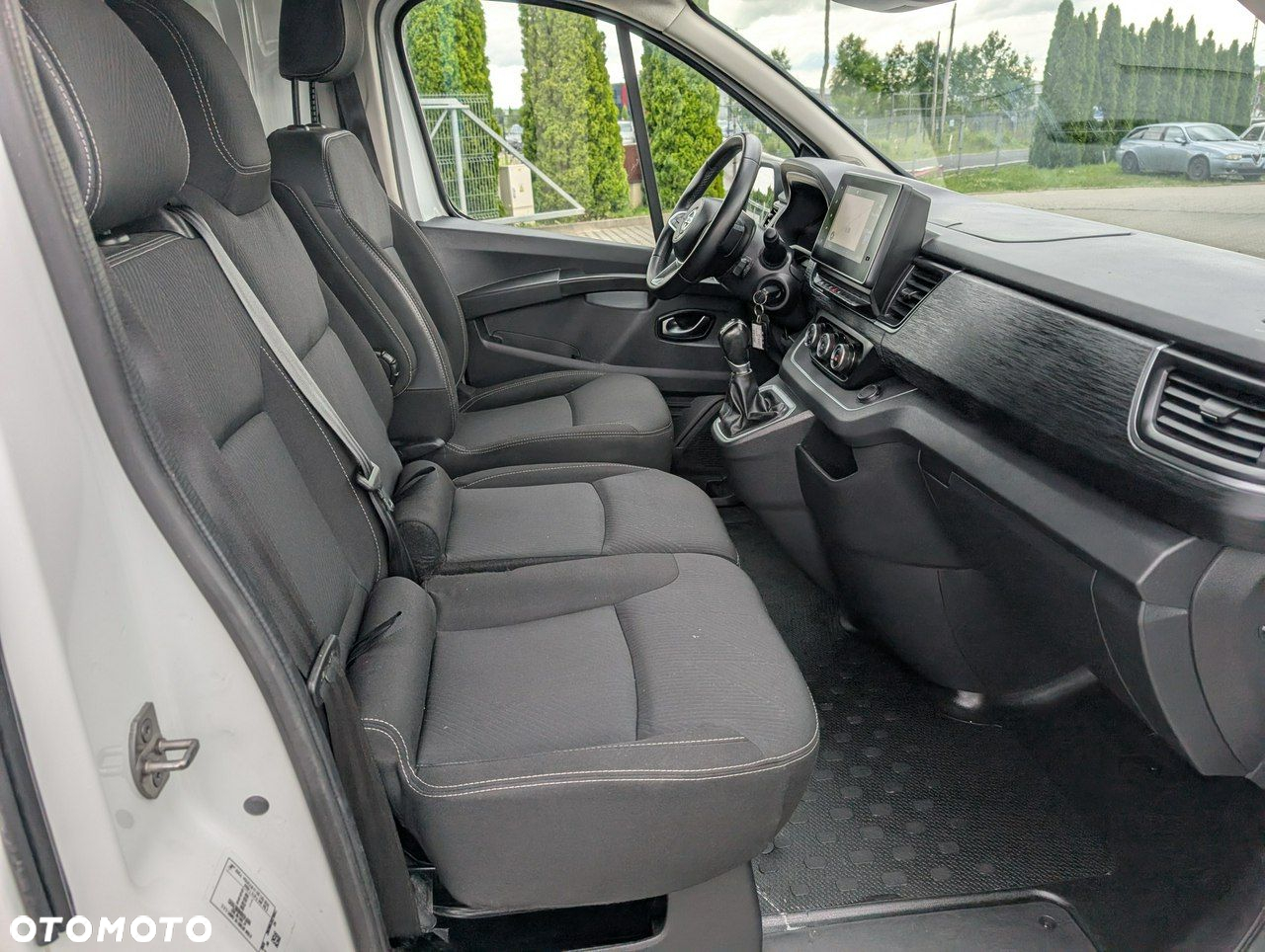Renault Trafic - 10