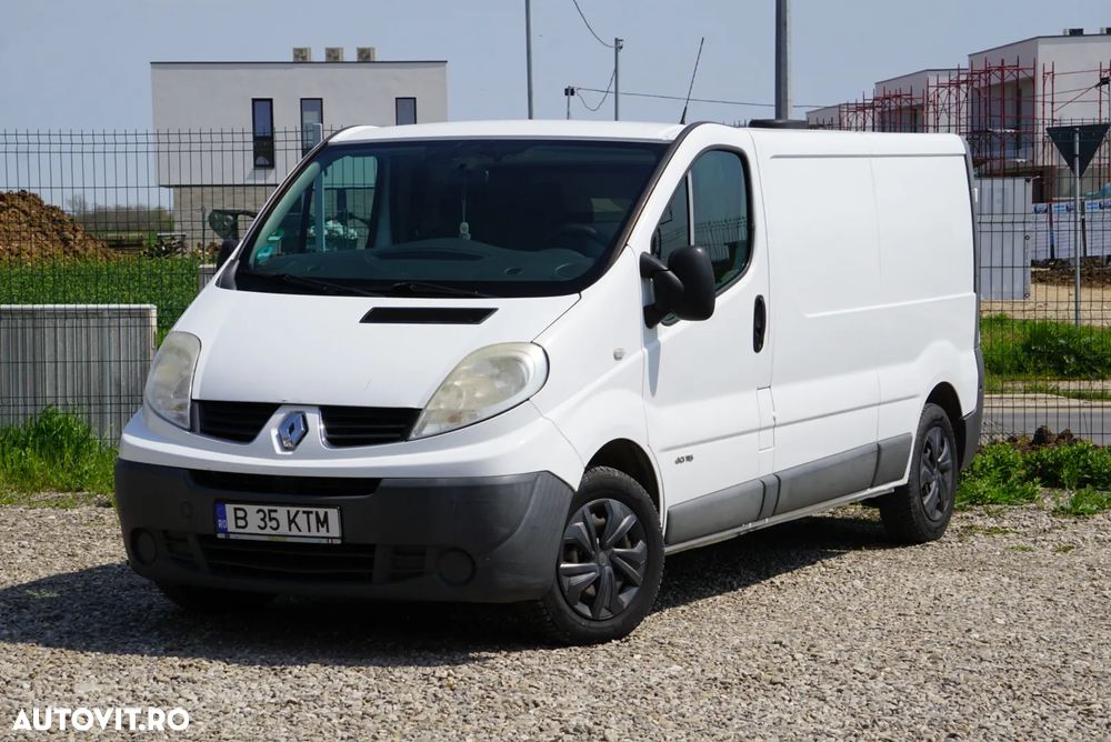 Renault Trafic - 2
