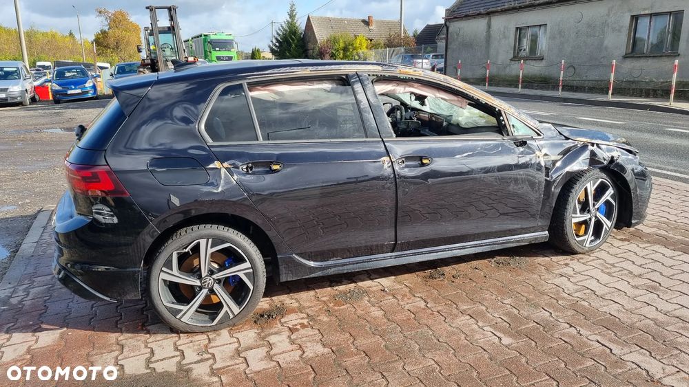 Volkswagen Golf VIII 2.0 TSI 4Motion R DSG - 3