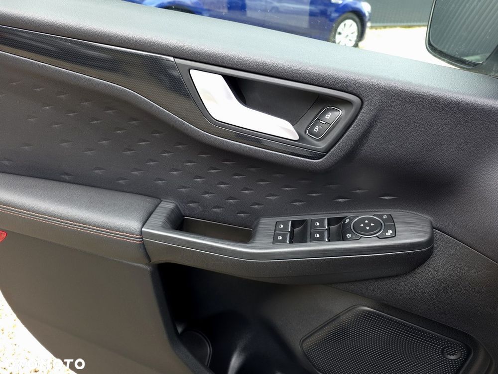 Ford Kuga 2.0 EcoBlue mHEV FWD ST-Line - 20