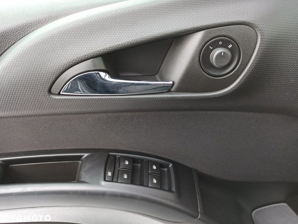 Opel Meriva - 18