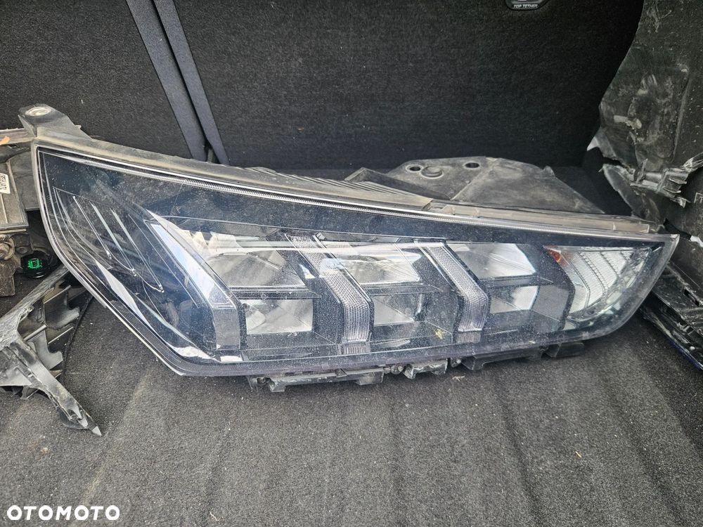 Hyundai IONIQ Hybrid Platinum - 7