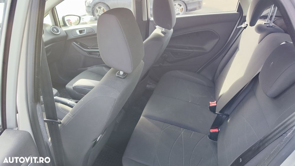 Ford Fiesta - 14