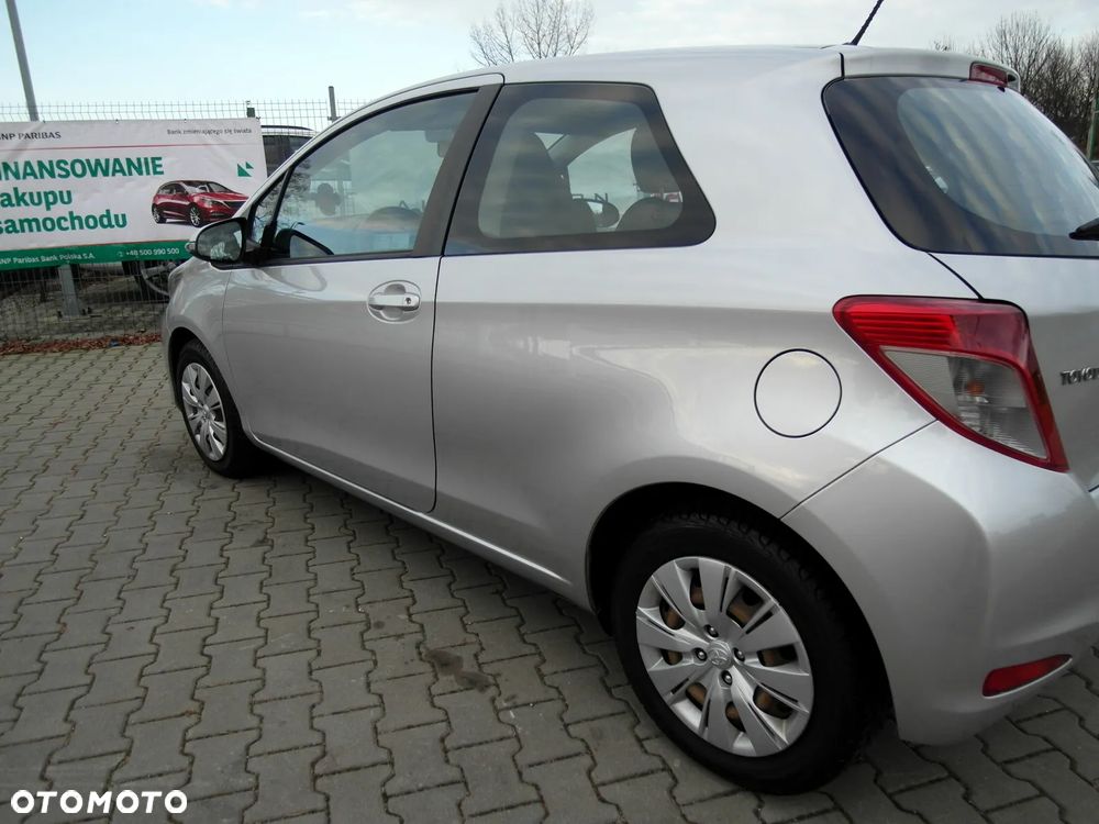 Toyota Yaris 1.0 Luna - 15