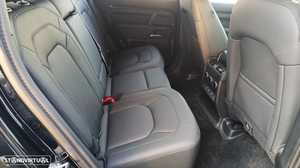 Land Rover Defender 2.0 P300e 110 AWD X-Dynamic SE - 18