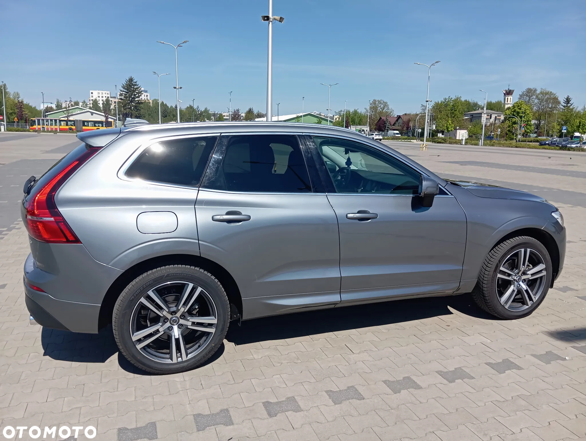 Volvo XC 60 T5 Geartronic Momentum Pro - 3