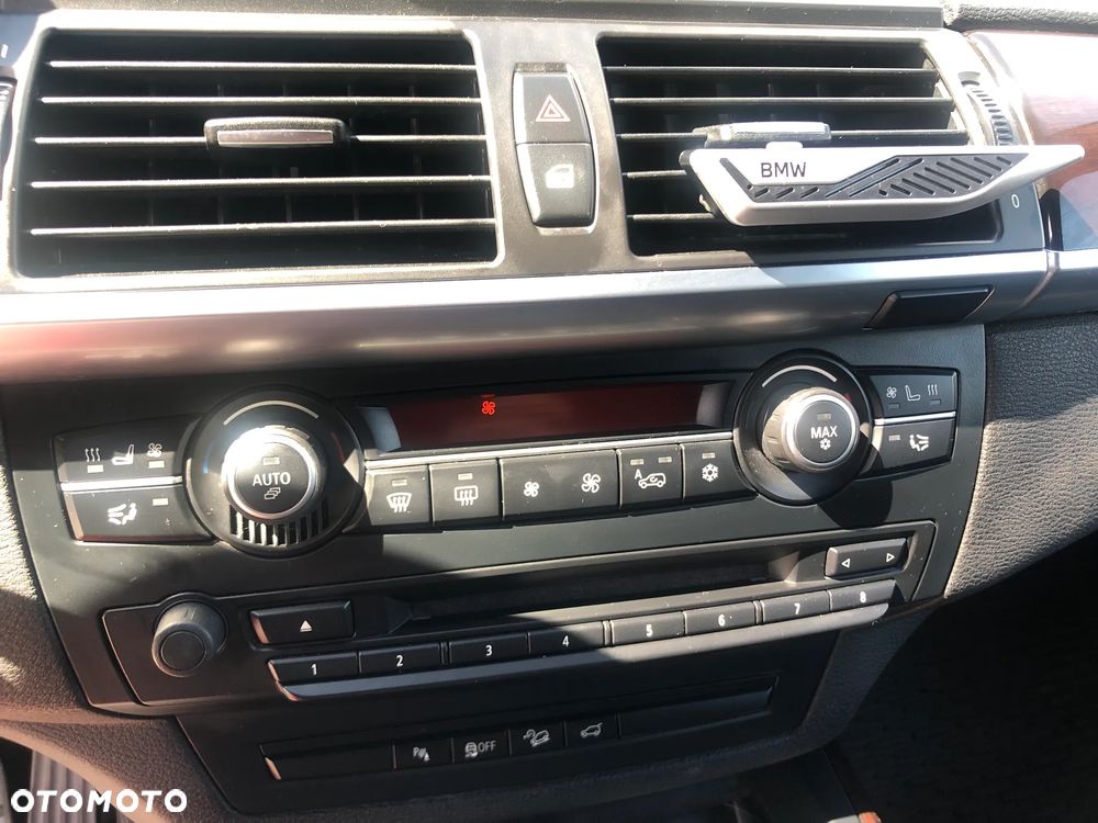 BMW X5 3.5d xDrive - 24