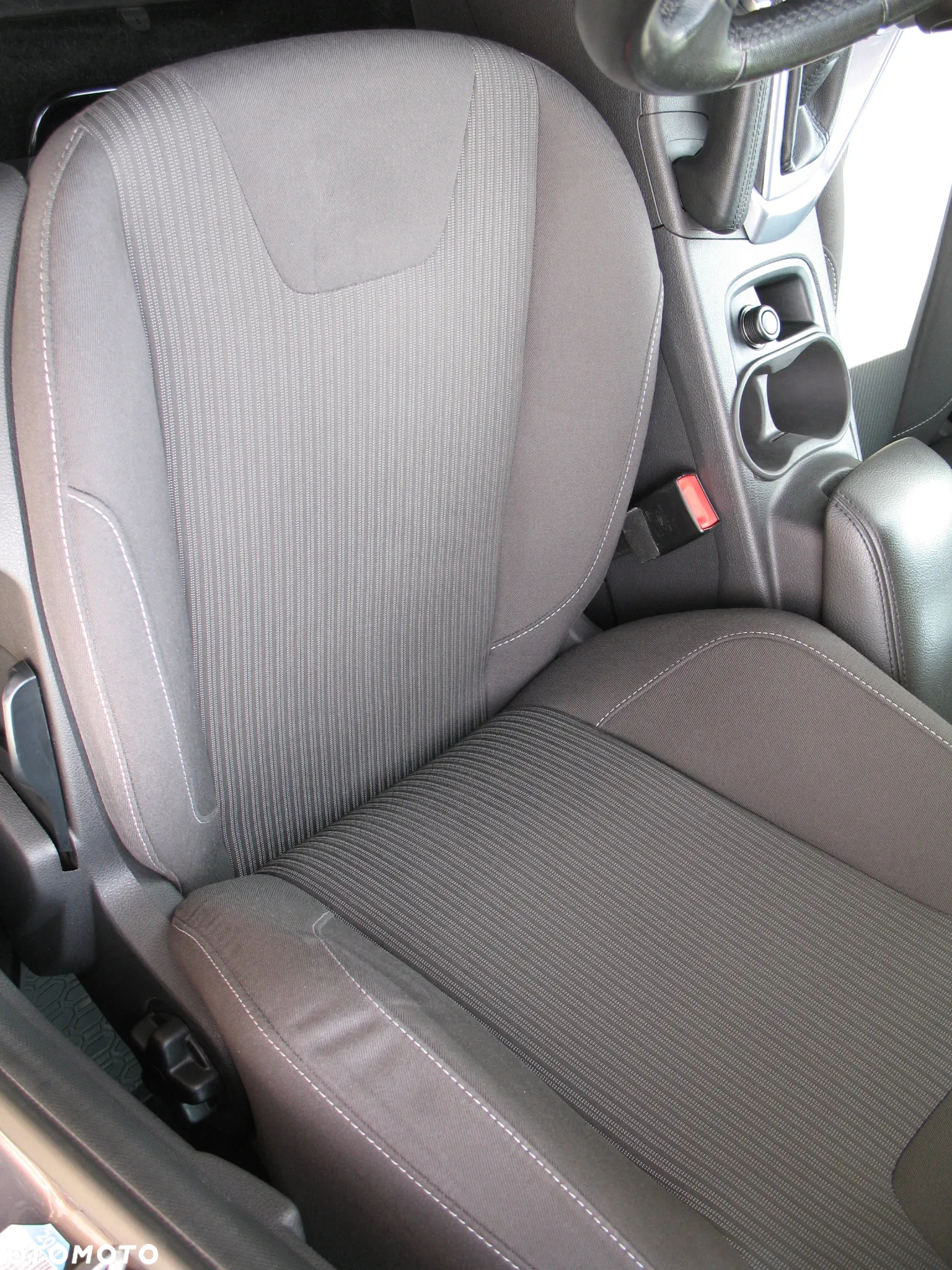 Ford Focus 1.6 EcoBoost Titanium - 10