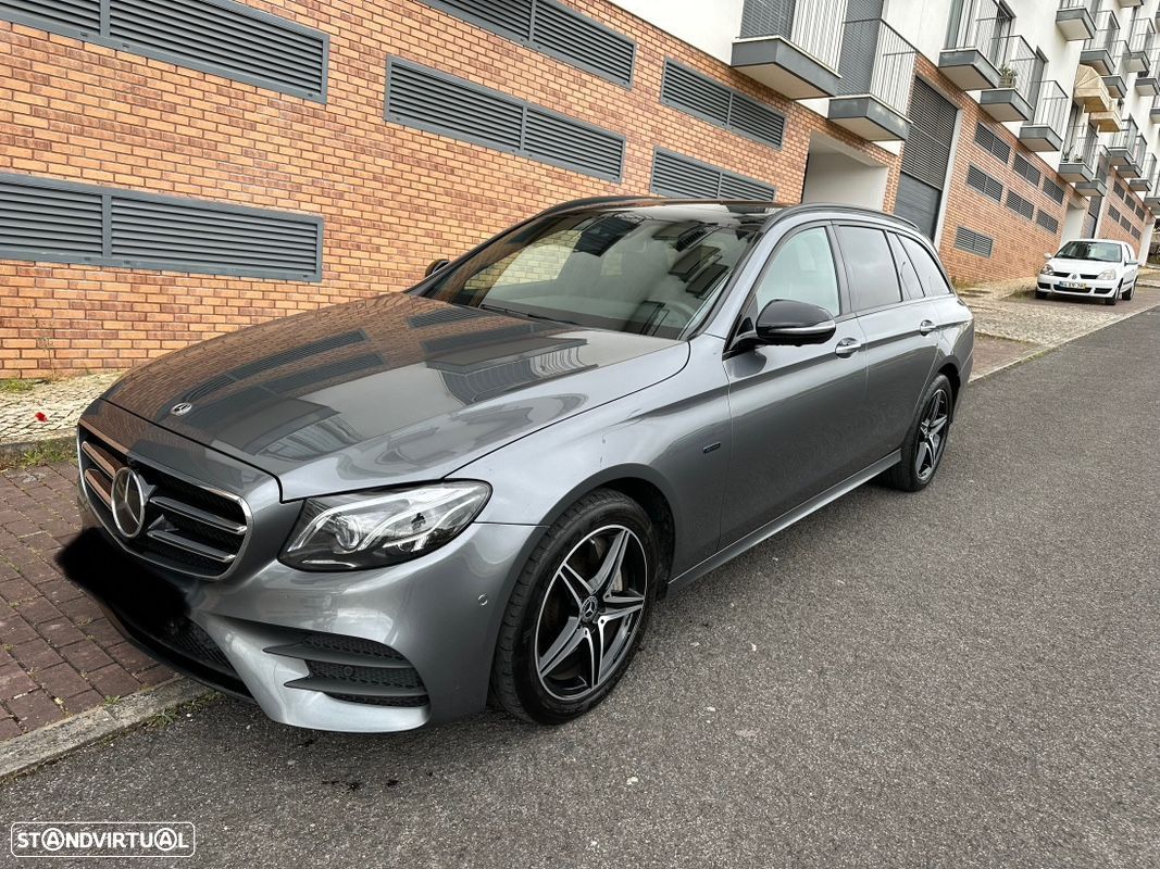 Mercedes-Benz E 300 de AMG Line - 1