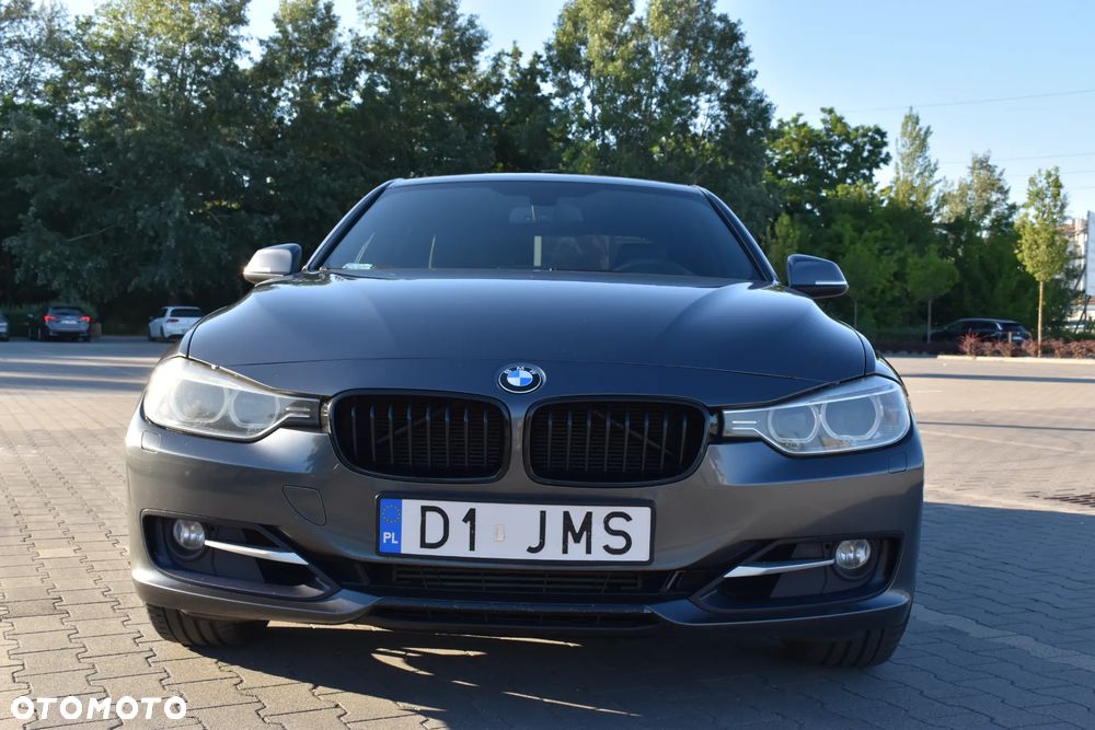 BMW Seria 3 328i Sport-Aut Sport Line - 3