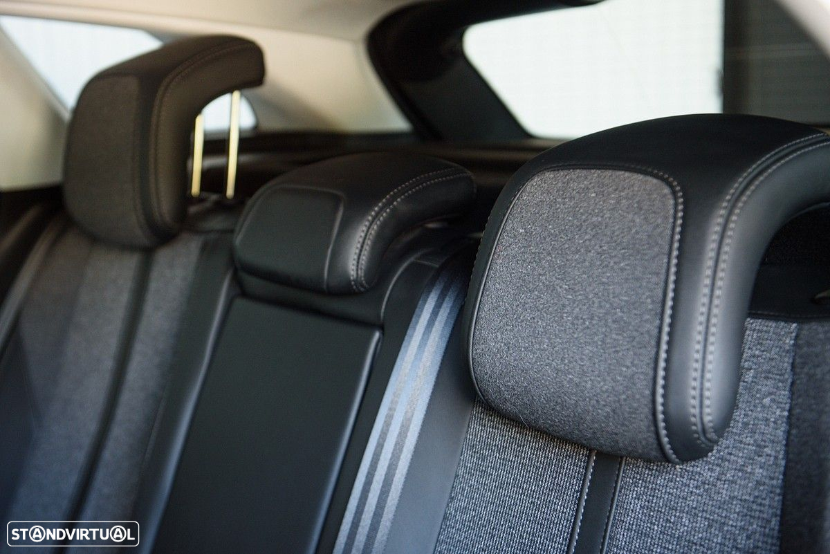 Peugeot 3008 1.2 PureTech Allure Pack EAT8 - 58