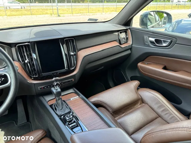 Volvo XC 60 T5 AWD Inscription - 20