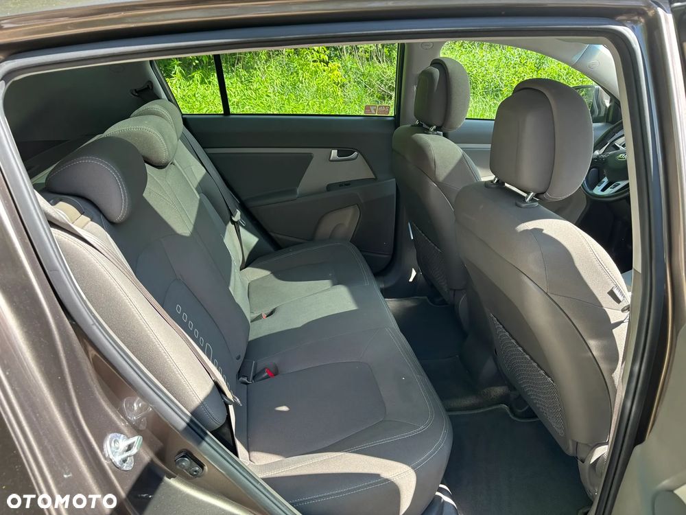 Kia Sportage 2.0 CRDI L AWD - 5