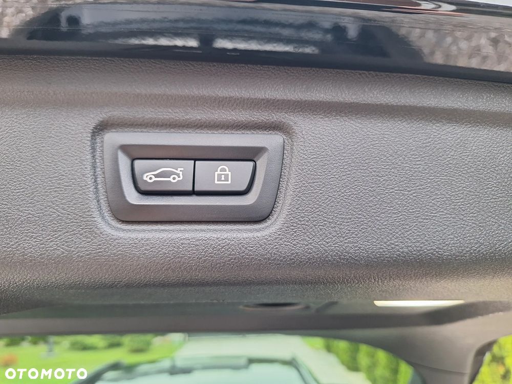 BMW Seria 3 320d MHEV Sport Line - 20