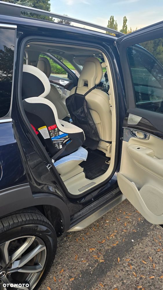 Volvo XC 90 T6 AWD Momentum 7os - 11