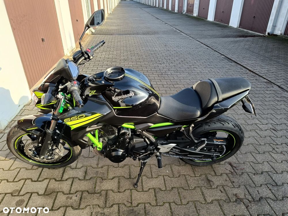 Kawasaki Z 650 - 25