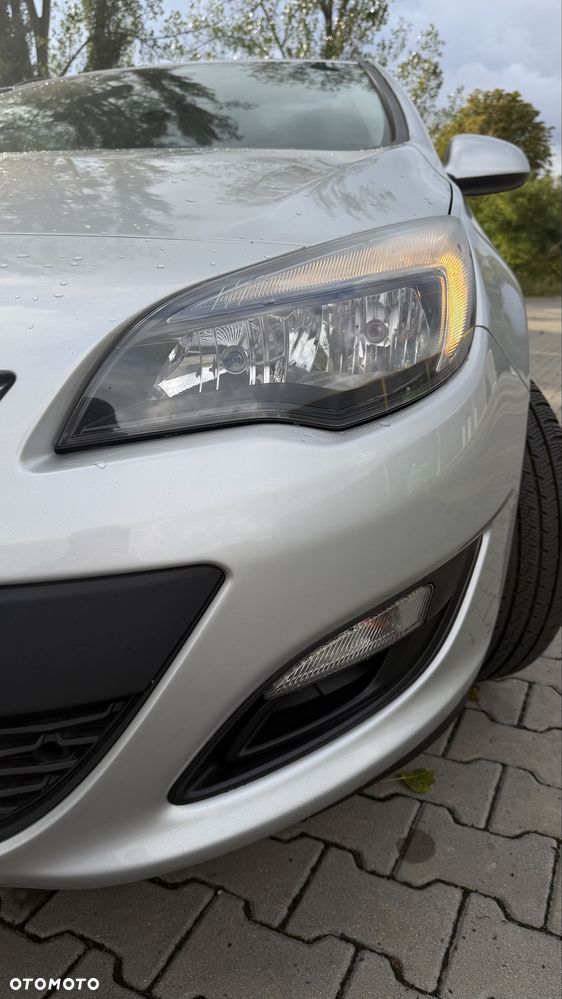 Opel Astra - 4