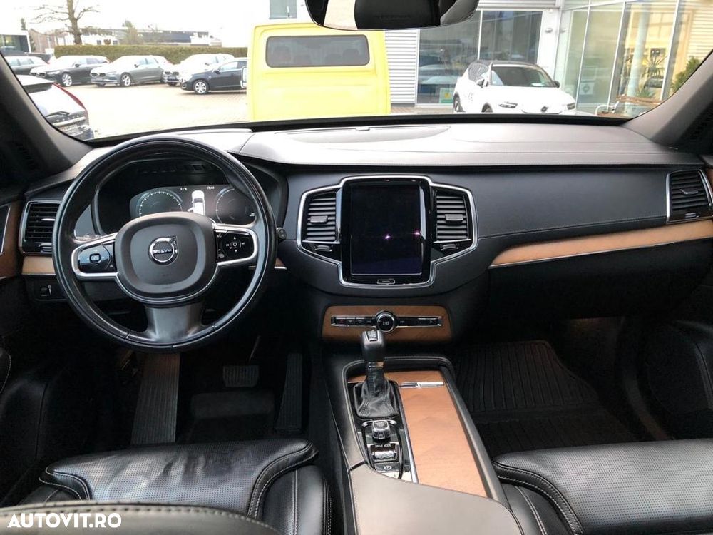 Volvo XC 90 - 4
