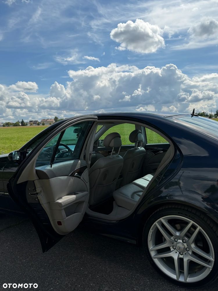 Mercedes-Benz Klasa E 500 7G-TRONIC Avantgarde - 16
