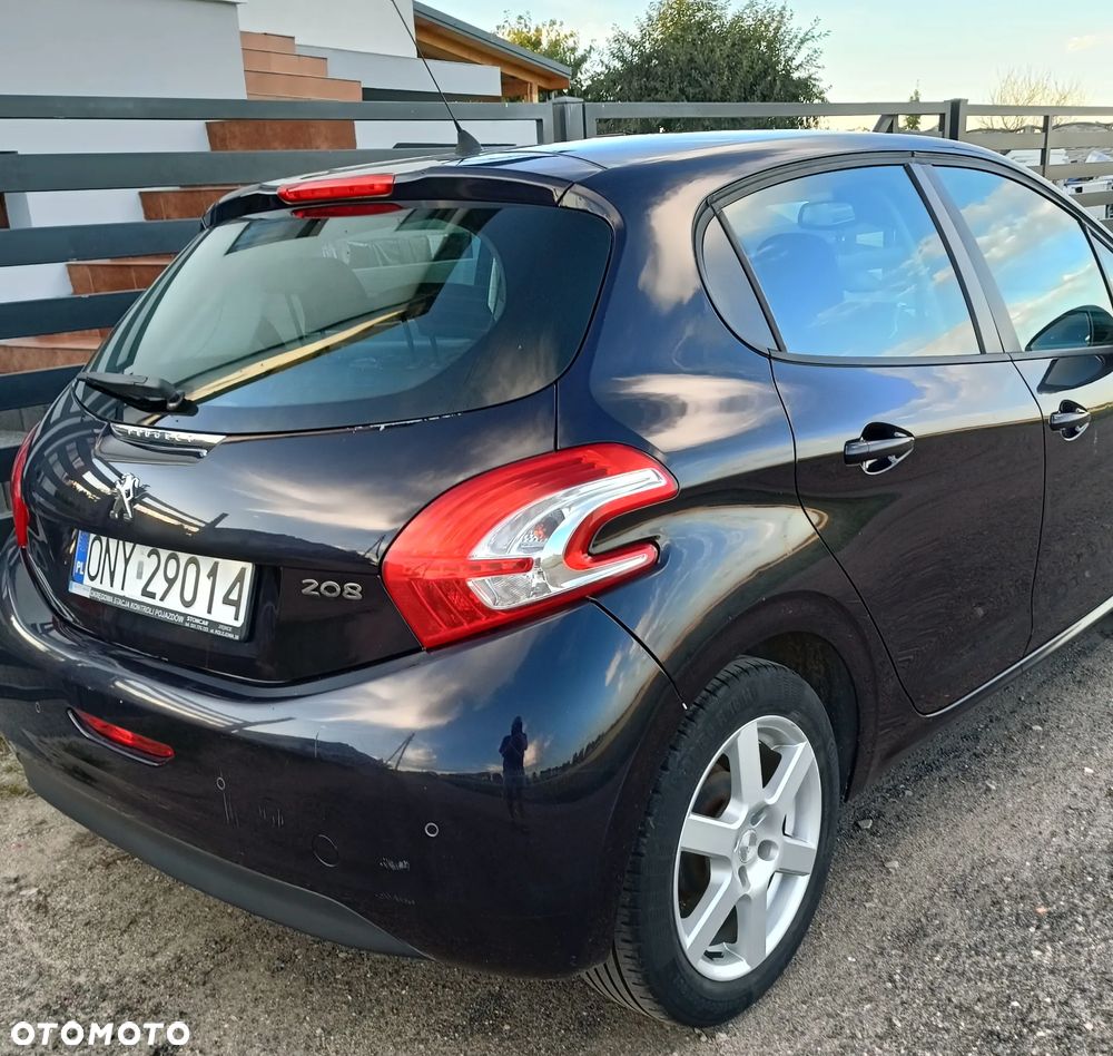 Peugeot 208 - 9