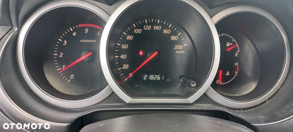 Suzuki Grand Vitara 1.9 DDiS De luxe - 2