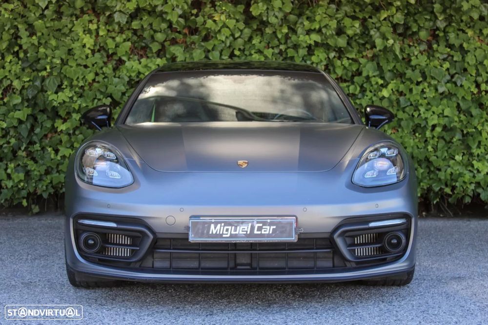 Porsche Panamera 4 E-Hybrid — fotografia 2