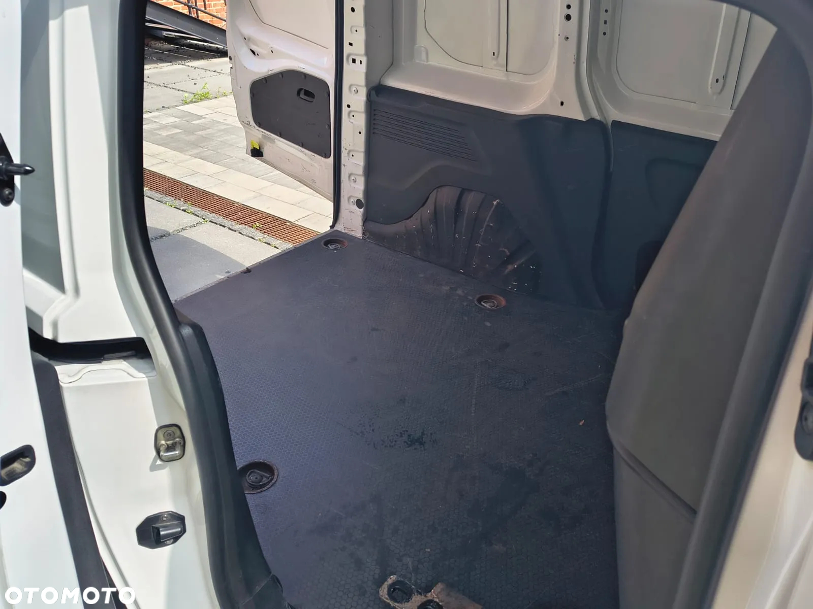 Toyota ProAce CITY Kangoo Express PARTNER Berlingo - 19