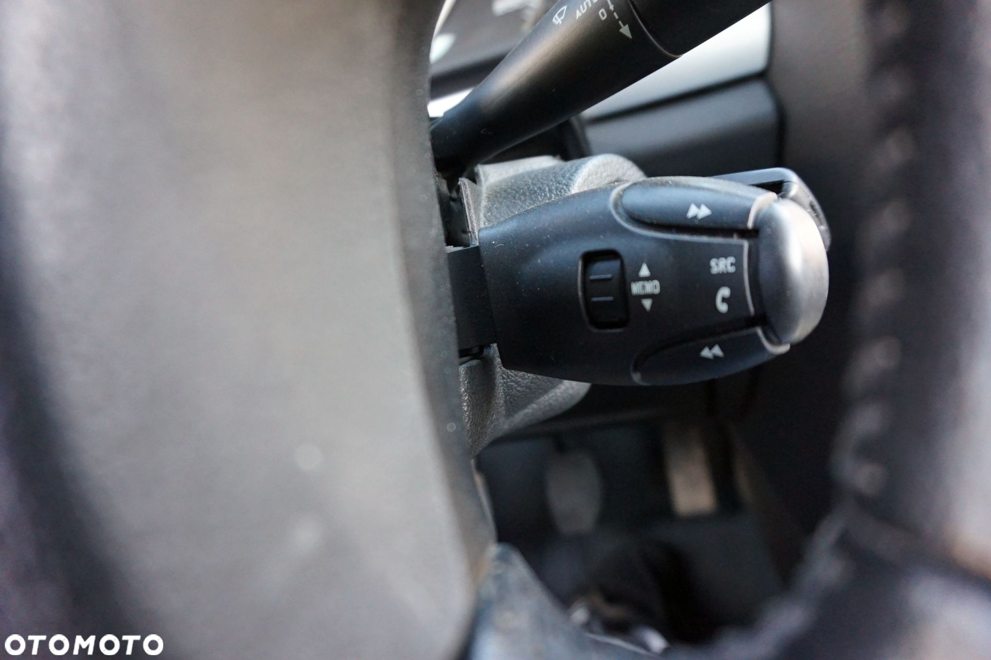 PRZEŁĄCZNIK ZESPOLONY TAŚMA AIRBAG 407  96592430XT PEUGEOT 2004-2007 - 2